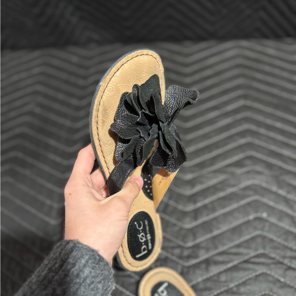 b.o.c. Black and Tan Sandals - Picture 4 of 4